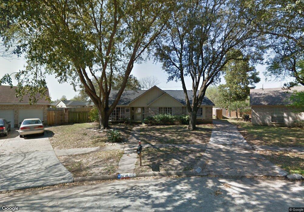 6718 Northleaf Dr, Houston, TX 77086 - photo 1