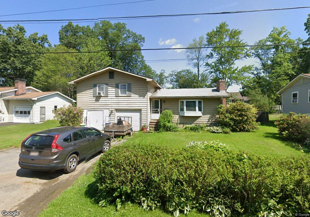 17 Frederick Rd, Greenfield, MA 01301 - photo 1