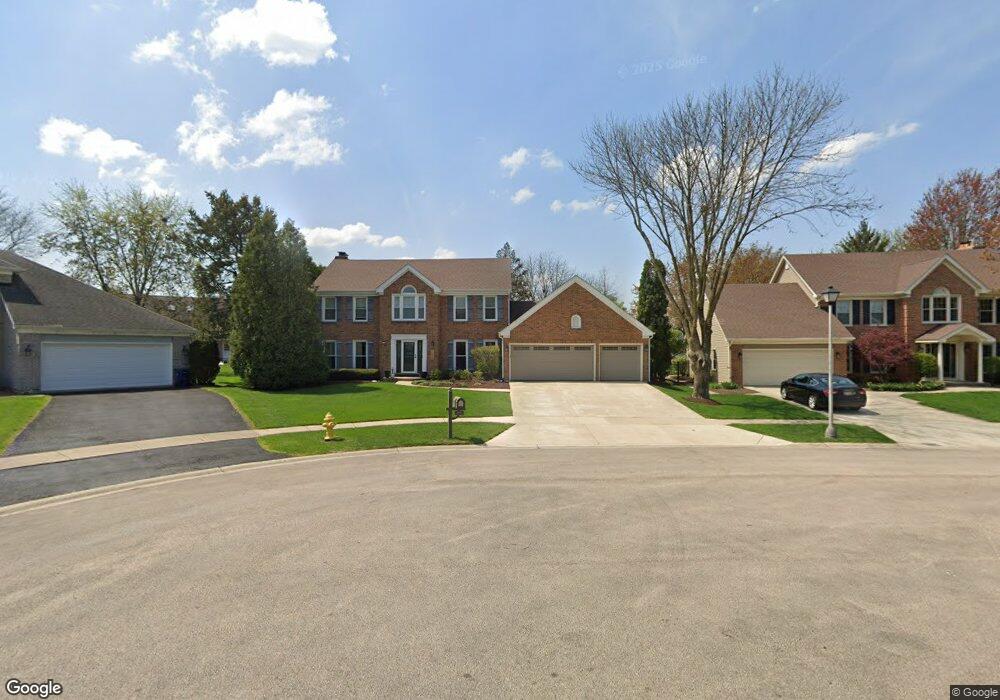 1608 Cavalier Ct, Wheaton, IL 60189 - photo 1