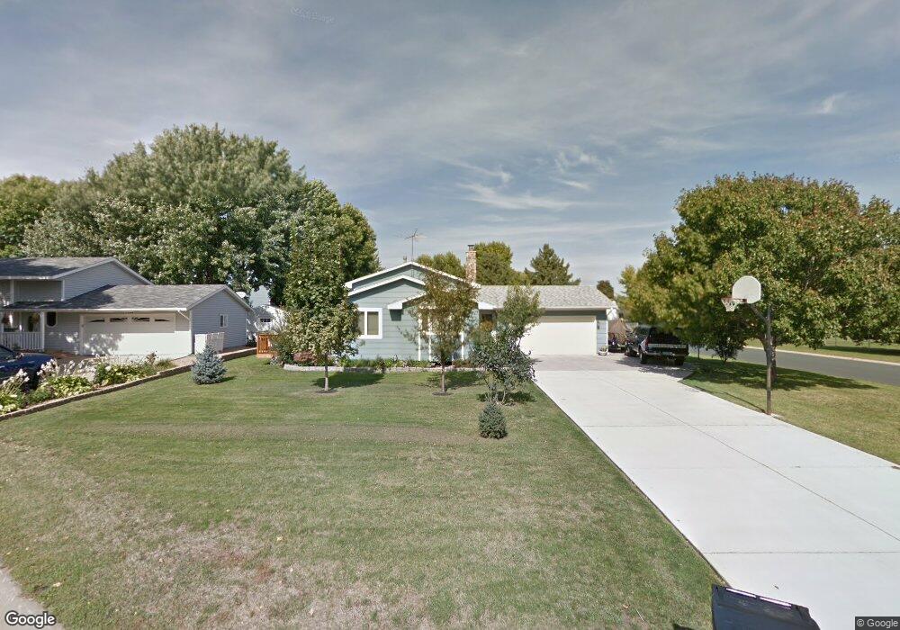 10824 95th Place N, Maple Grove, MN 55369 - photo 1