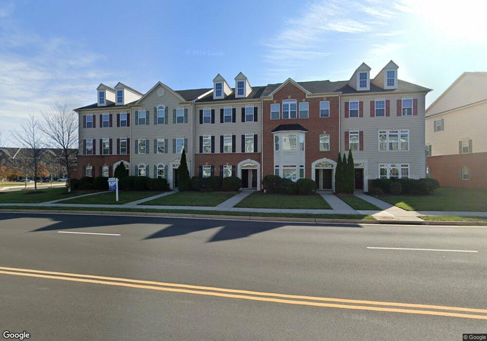 24656 Hutchinson Farm Dr unit 3F, Sterling, VA 20166 - photo 1