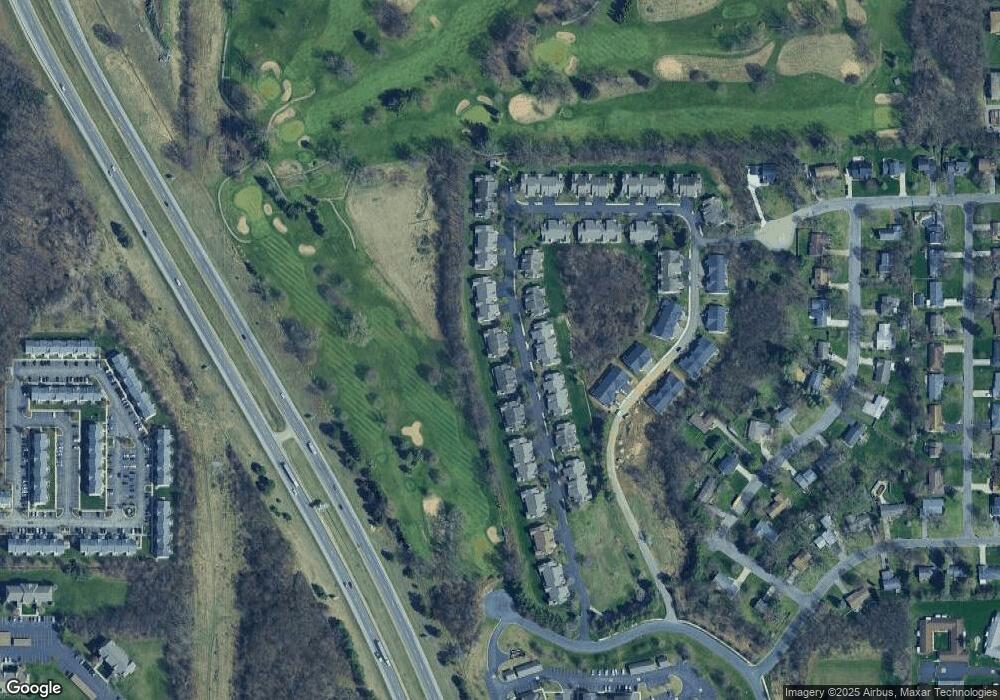 158 Round Hill Rd unit 15, Kalamazoo, MI 49009 - photo 1