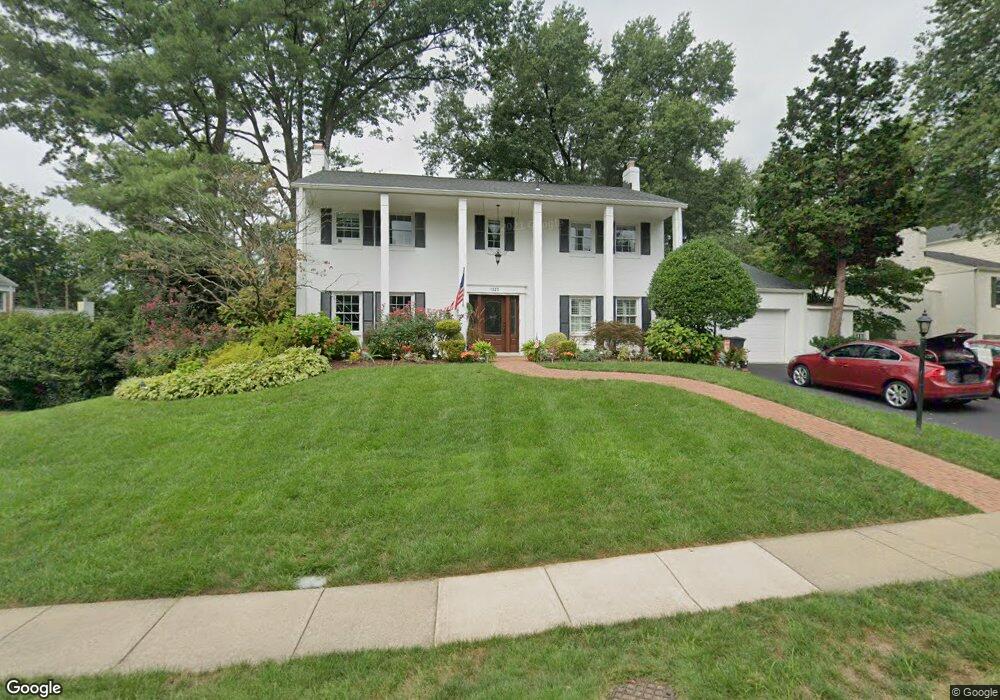 1322 Macbeth St, McLean, VA 22102 - photo 1