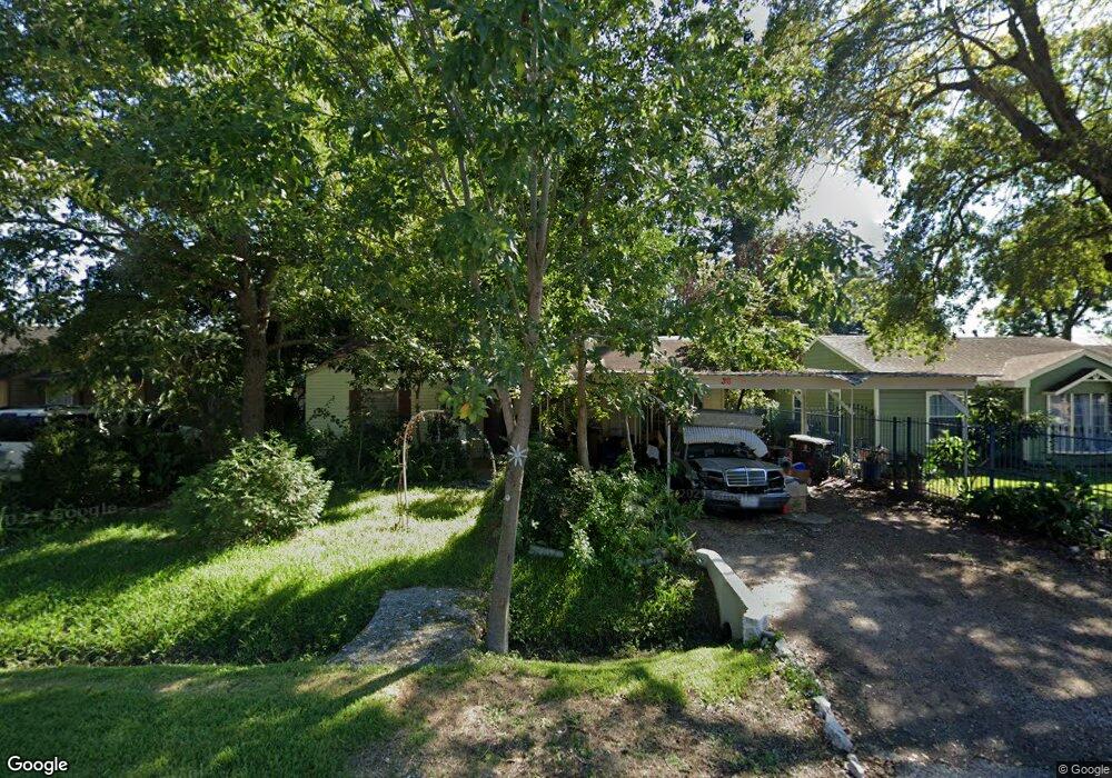 36 Penway St, Houston, TX 77022 - photo 1