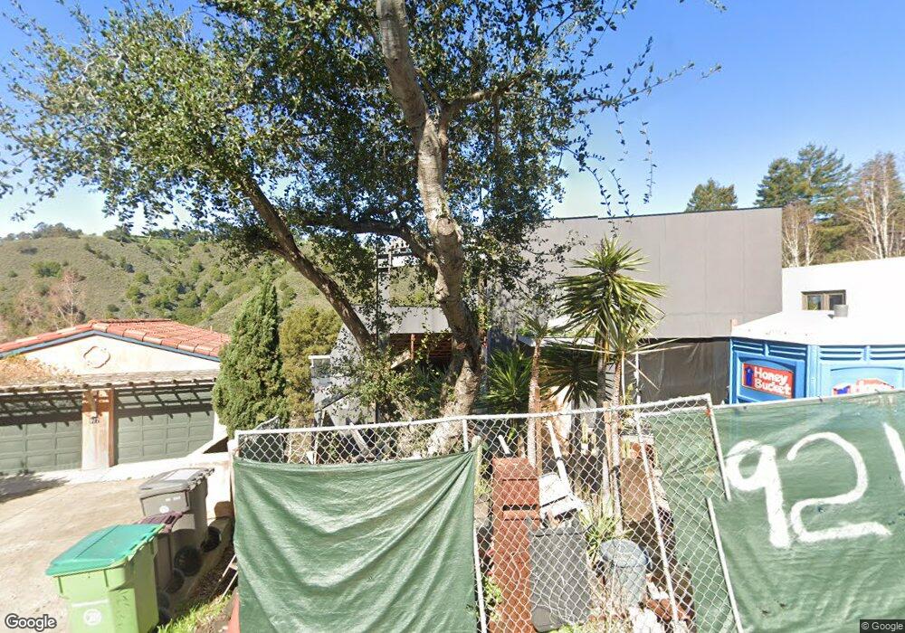 921 Alvarado Rd, Berkeley, CA 94705 - photo 1