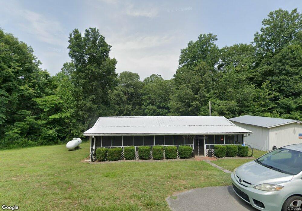 591 Redfin Rd, Scottsville, KY 42164 - photo 1