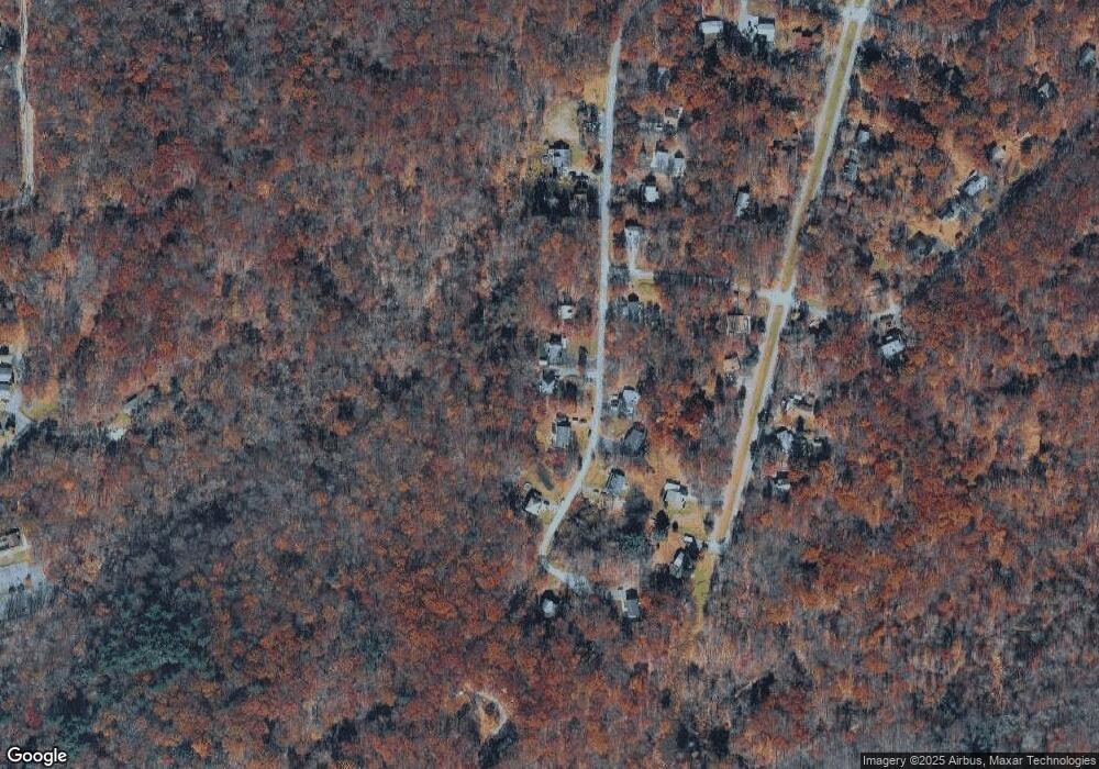 1208 Falls Rd, Bushkill, PA 18324 - photo 1