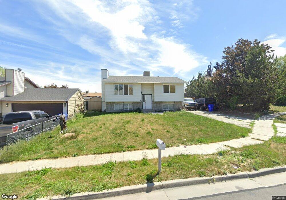 5271 Begonia Cir, West Jordan, UT 84081 - photo 1