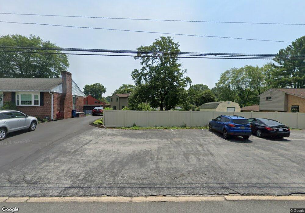 906 Wilson Rd, Wilmington, DE 19803 - photo 1