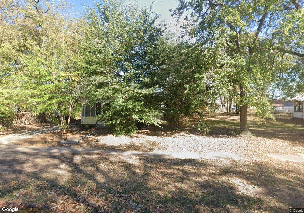 131 N Bryan St, Okmulgee, OK 74447 - photo 1