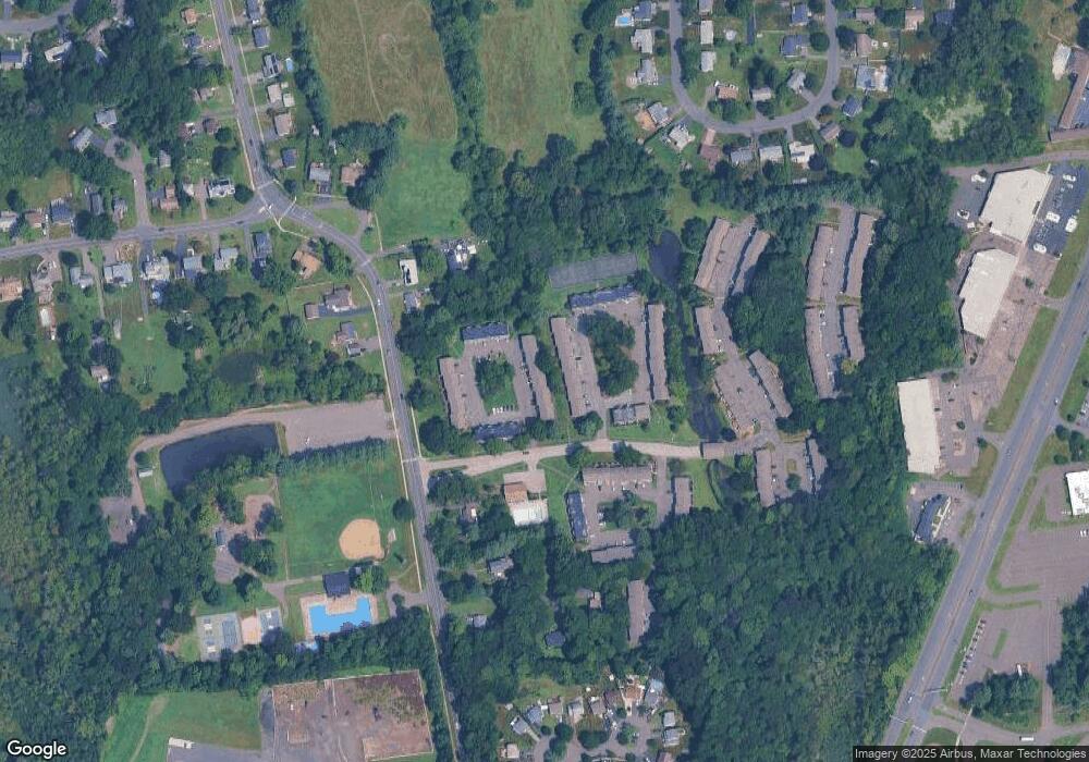 104 Churchill Dr, Newington, CT 06111 - photo 1