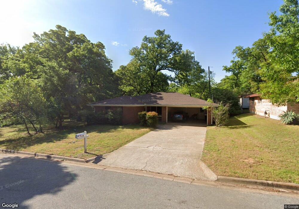 118 E Florence St, Denison, TX 75021 - photo 1