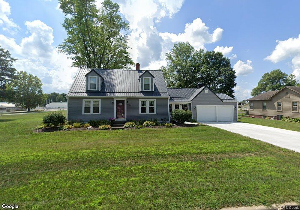 315 W Walnut St, Argos, IN 46501 - photo 1