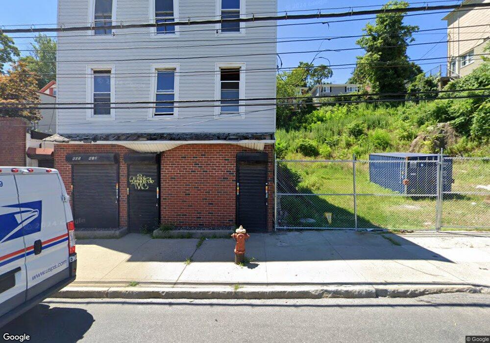607 Nepperhan Ave, Yonkers, NY 10703 - photo 1