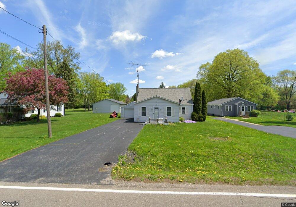 2425 Utley Rd, Flint, MI 48532 - photo 1