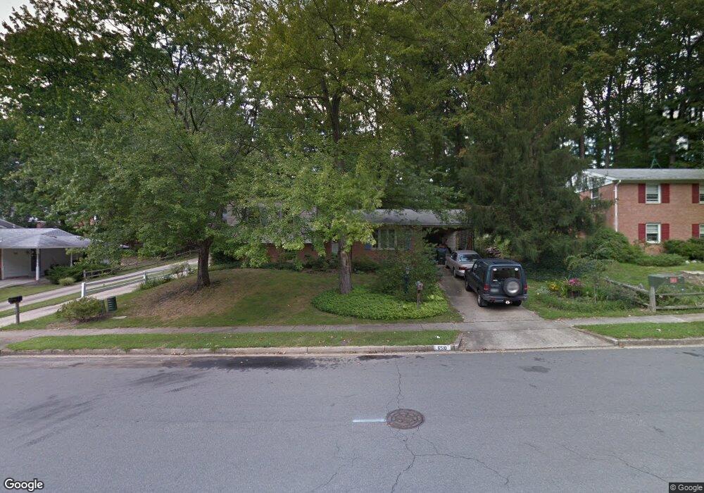 6512 Rivington Rd, Springfield, VA 22152 - photo 1