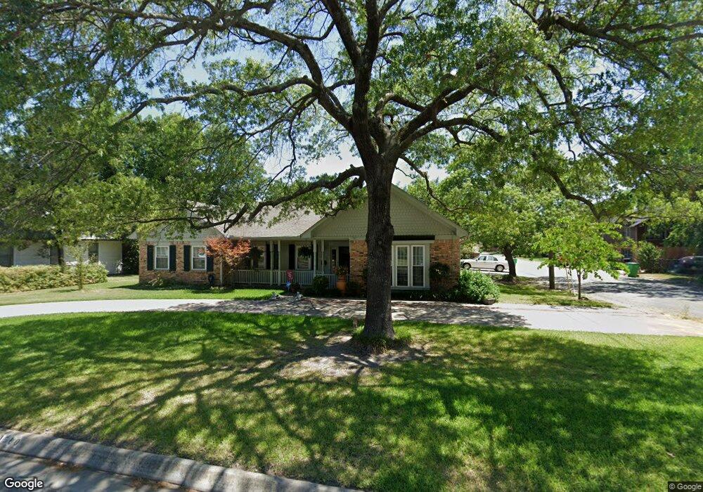 1500 E California St, Gainesville, TX 76240 - photo 1