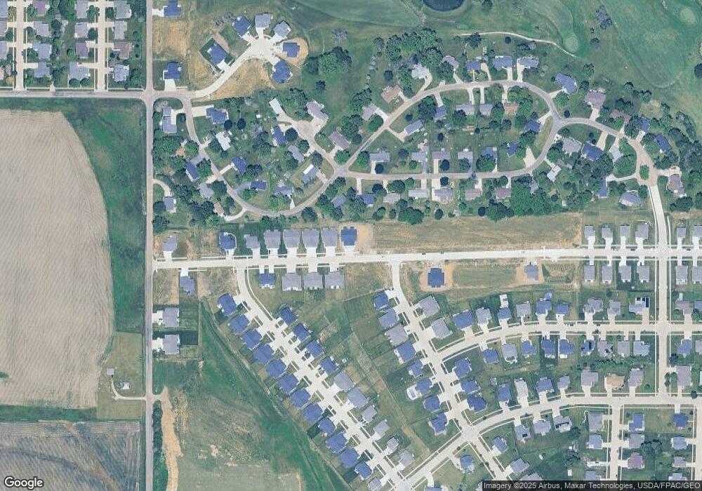 909 Prairie View Dr, West Branch, IA 52358 - photo 1