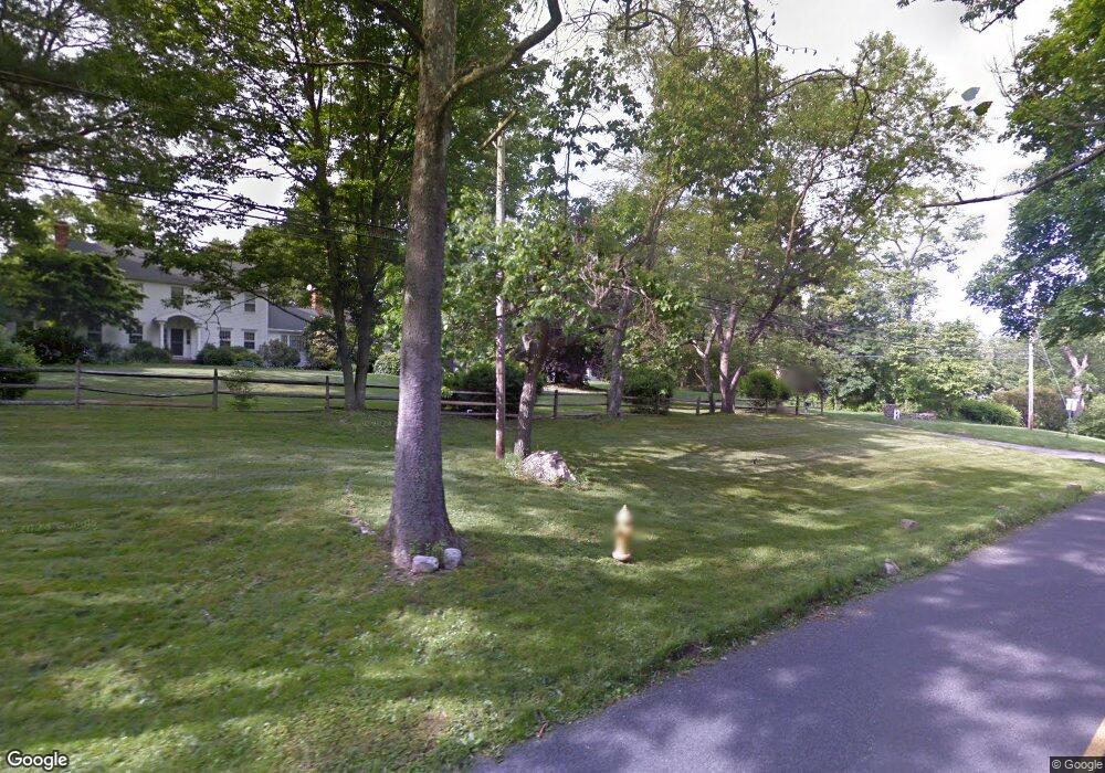 886 Cedar Rd, Southport, CT 06890 - photo 1