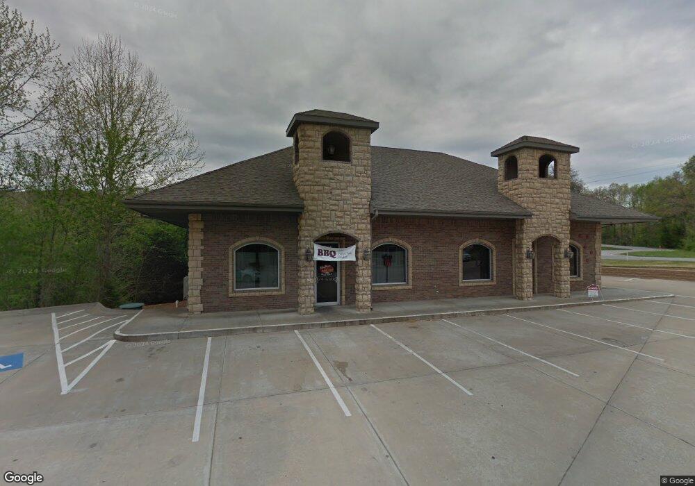 1721 Forest Hills Blvd, Bella Vista, AR 72715 - photo 1