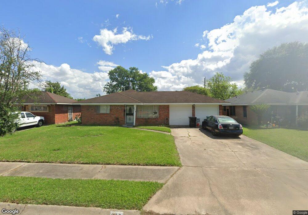 622 E Janisch Rd unit B, Houston, TX 77022 - photo 1