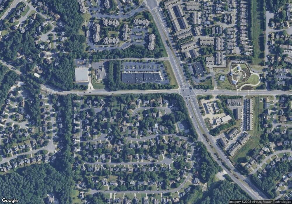 10660 Victory Gate Dr, Alpharetta, GA 30022 - photo 1