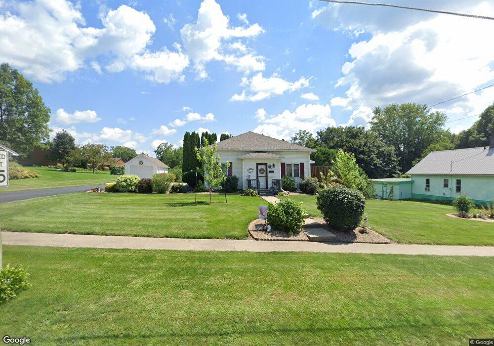407 S Pine St, West Union, IA 52175 - photo 1