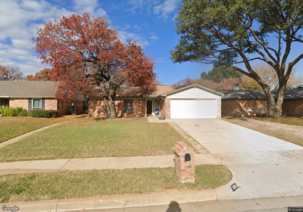 705 Mountain Laurel Ln, Bedford, TX 76021 - photo 1