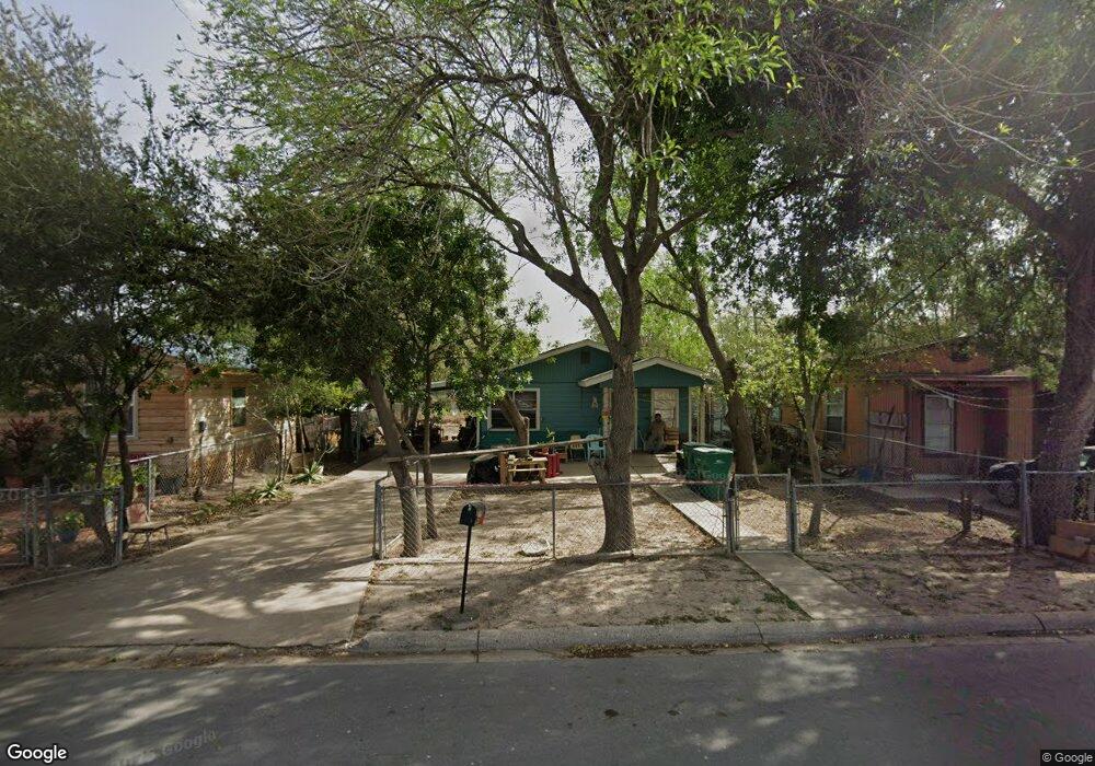 522 E Juarez Ave, Pharr, TX 78577 - photo 1