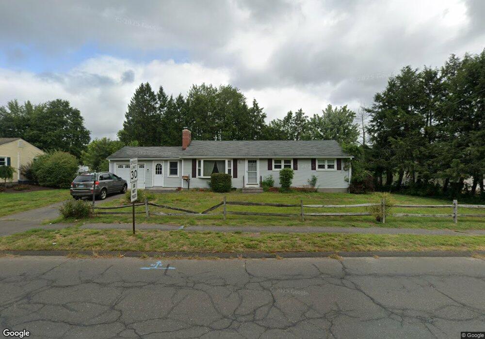 4 Post Rd, Enfield, CT 06082 - photo 1