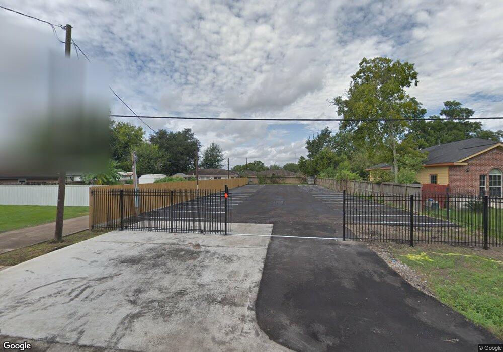 5705 Los Angeles St, Houston, TX 77026 - photo 1