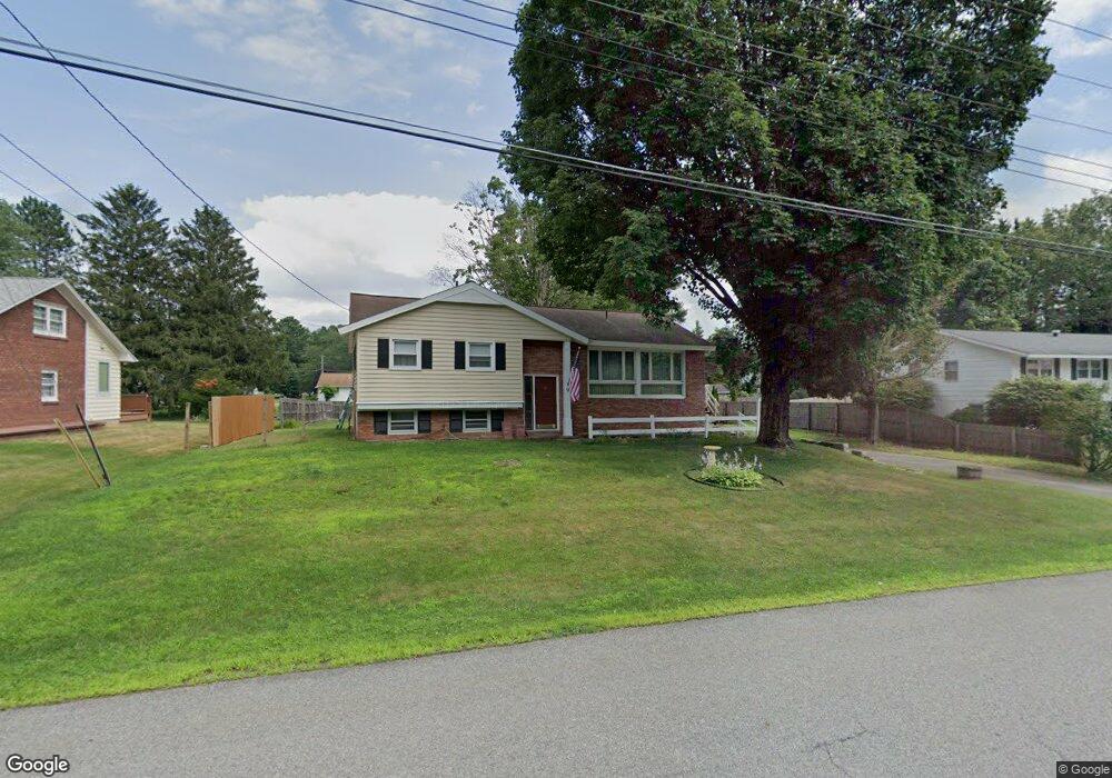 9 Evergreen Blvd, Schenectady, NY 12302 - photo 1