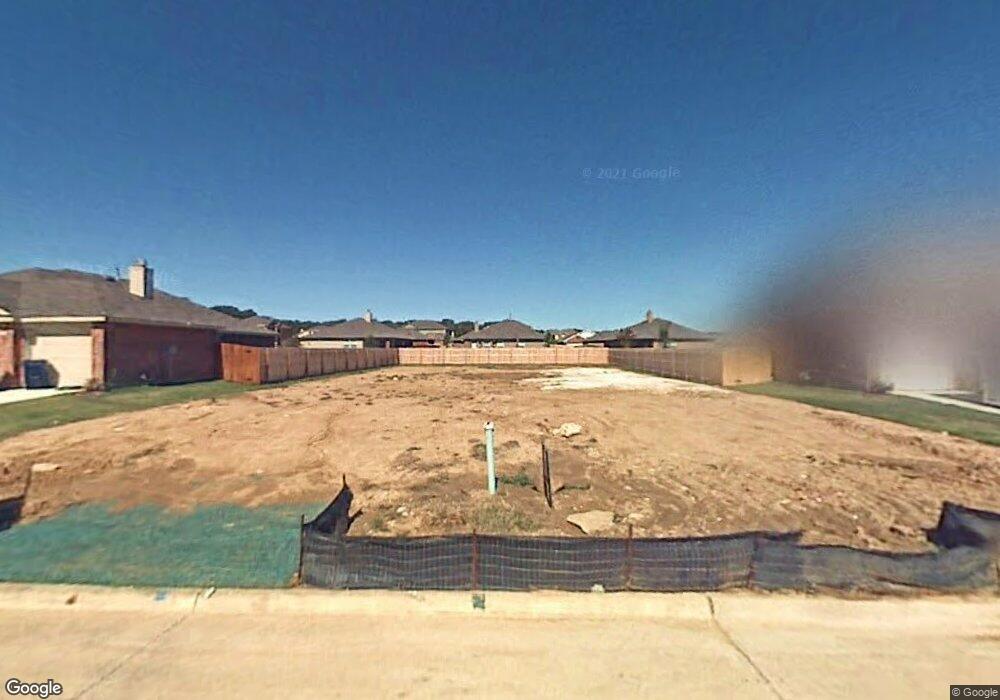 1913 Fairmount Park Dr, Denton, TX 76210 - photo 1