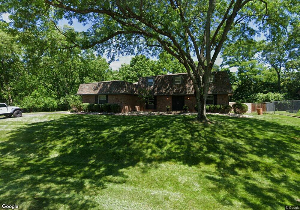 5680 Indian Mound Ct, Columbus, OH 43213 - photo 1