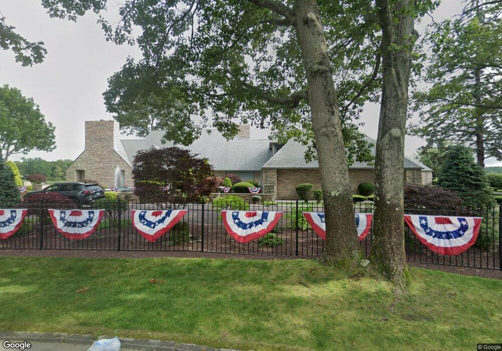 55 Cedar Bay Dr, Warwick, RI 02888 - photo 1