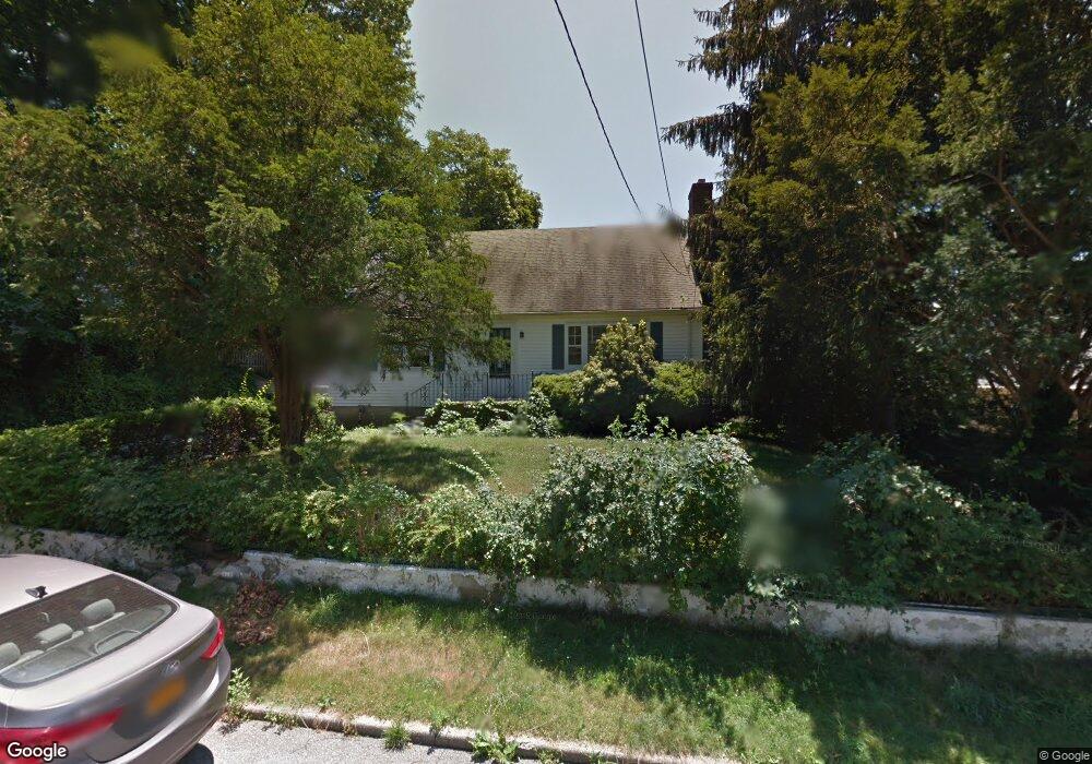 97 Coles St, Glen Cove, NY 11542 - photo 1