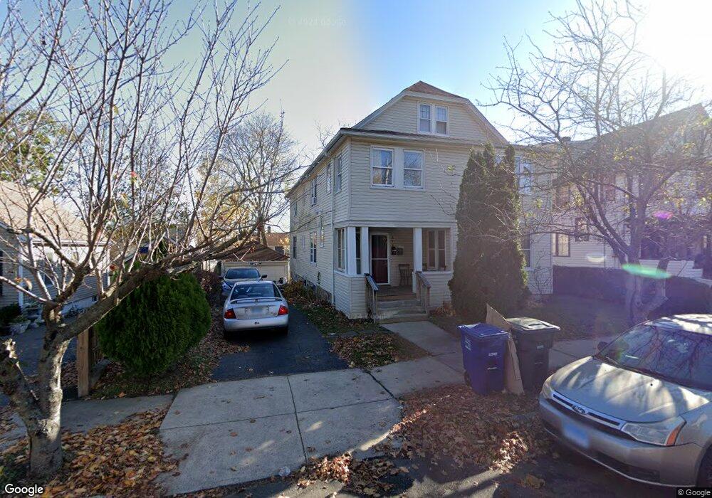 578 N Summerfield Ave, Bridgeport, CT 06610 - photo 1