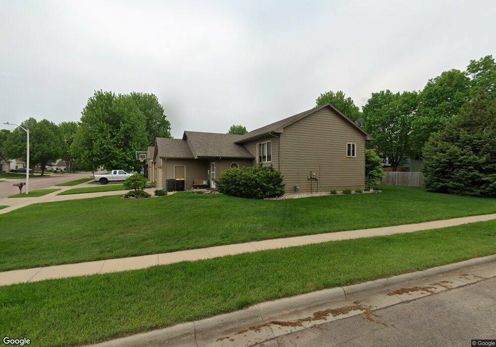 2001 S Joliet Ave, Sioux Falls, SD 57110 - photo 1