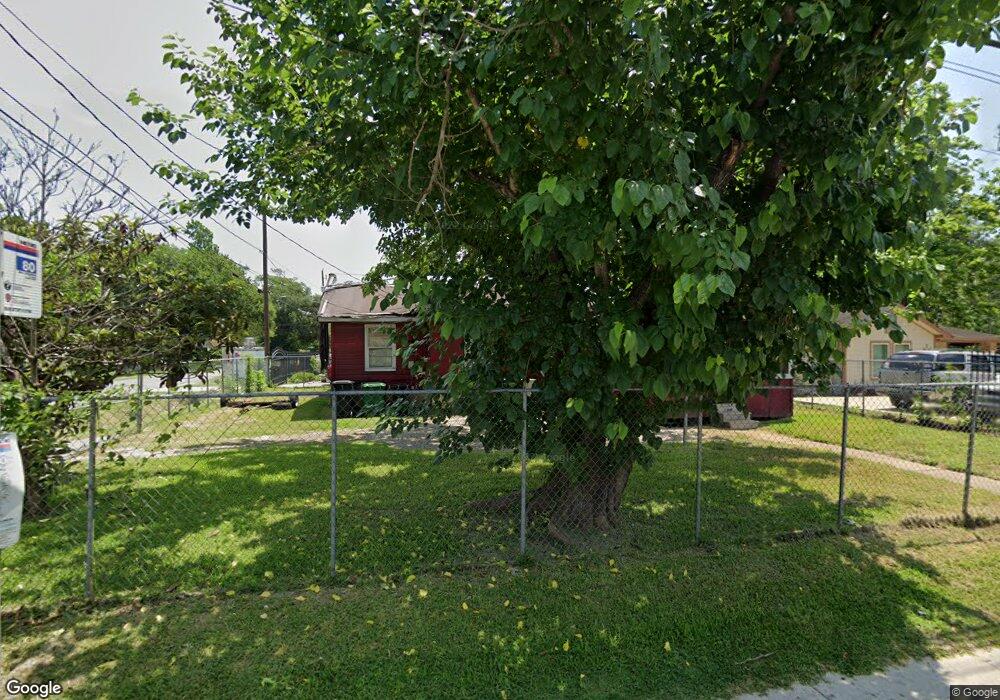 8918 Lockwood Dr, Houston, TX 77016 - photo 1