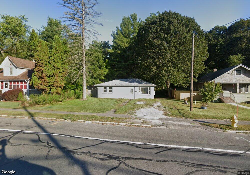 590 W Housatonic St, Pittsfield, MA 01201 - photo 1