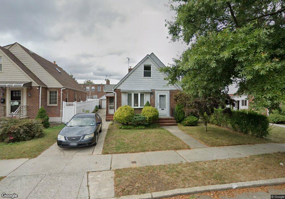 8010 250th St, Bellerose, NY 11426 - photo 1