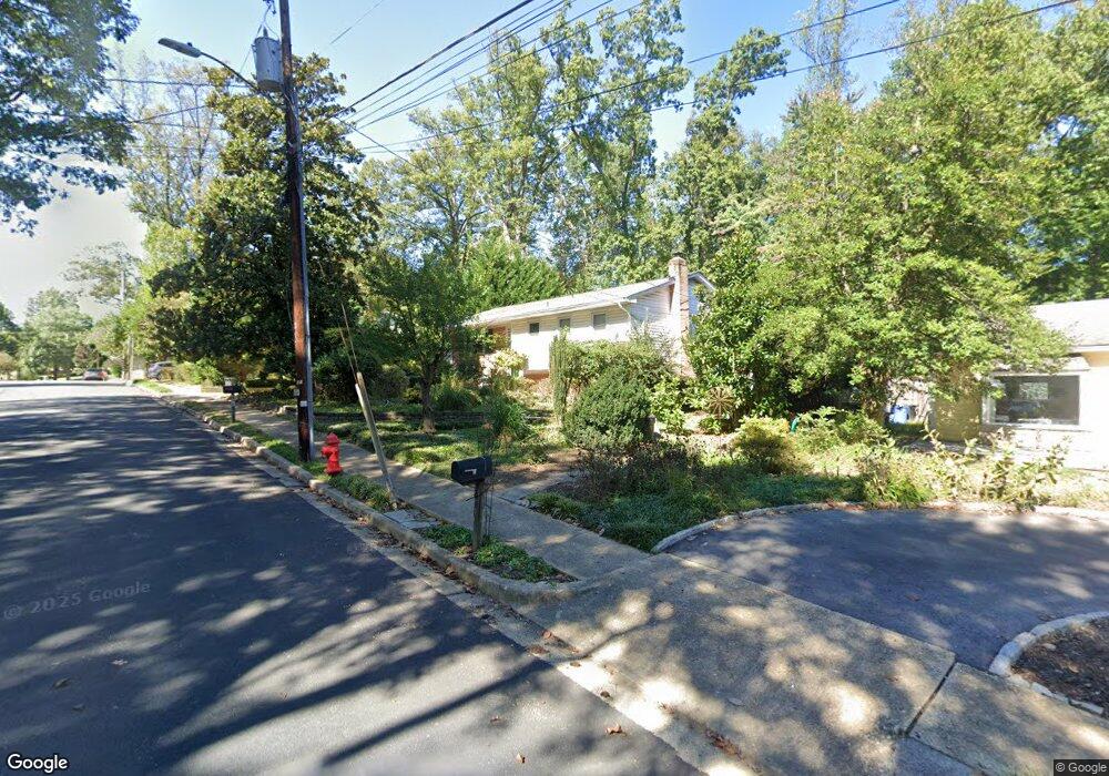 204 Mchenry St SE, Vienna, VA 22180 - photo 1