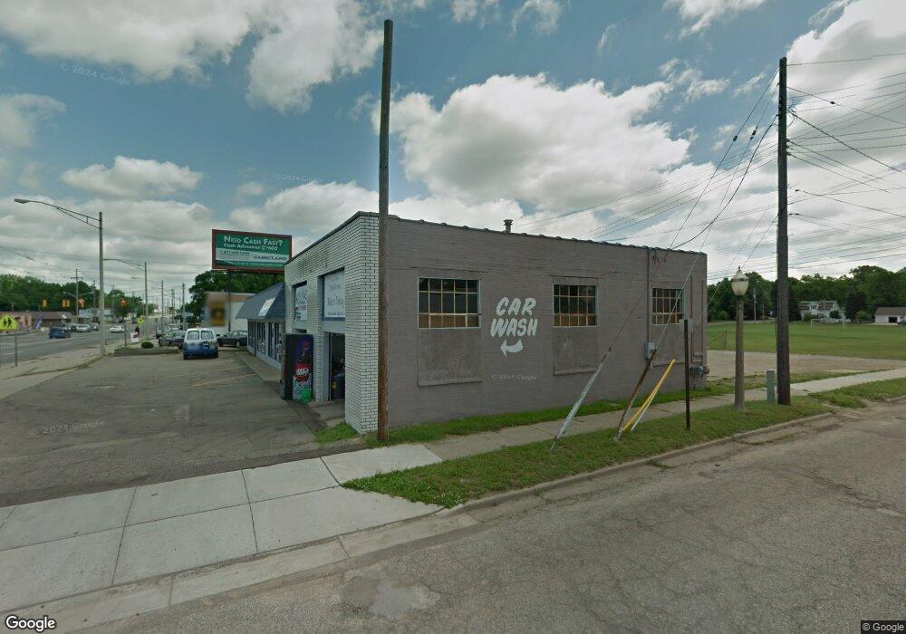 3423 S Cedar St, Lansing, MI 48910 - photo 1