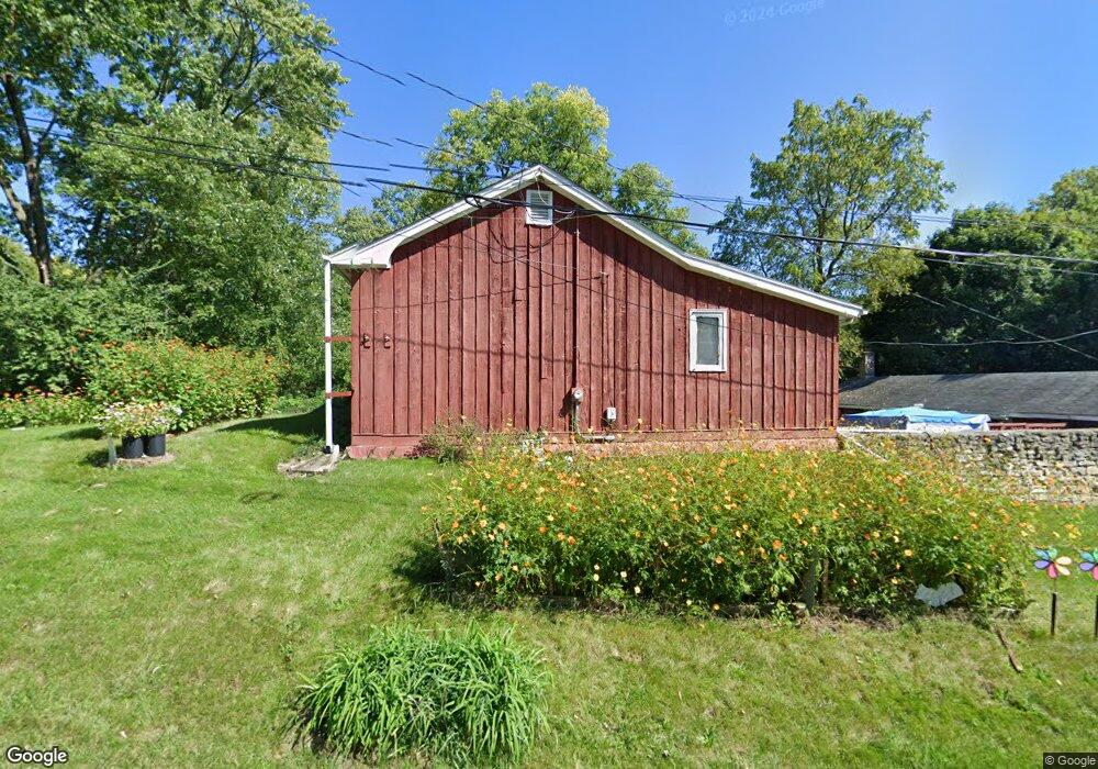 664 S Van Buren St, Batavia, IL 60510 - photo 1