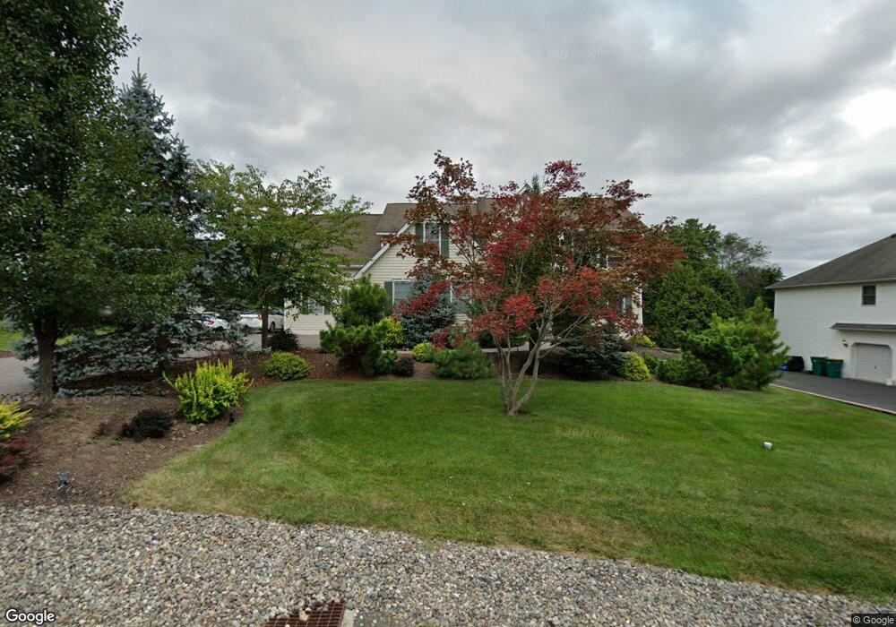 710 Horizon Dr, Stroudsburg, PA 18360 - photo 1