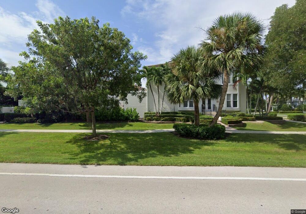 585 Broad Ave S unit 2, Naples, FL 34102 - photo 1