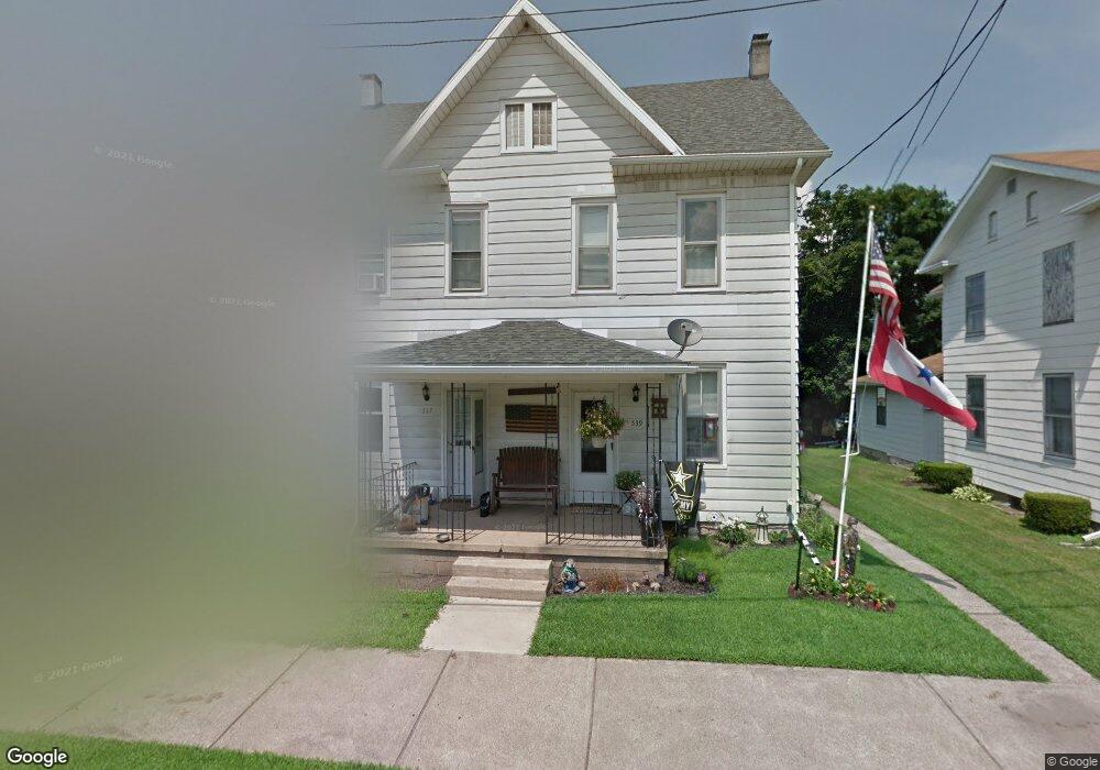 537 E 3rd St, Nescopeck, PA 18635 - photo 1