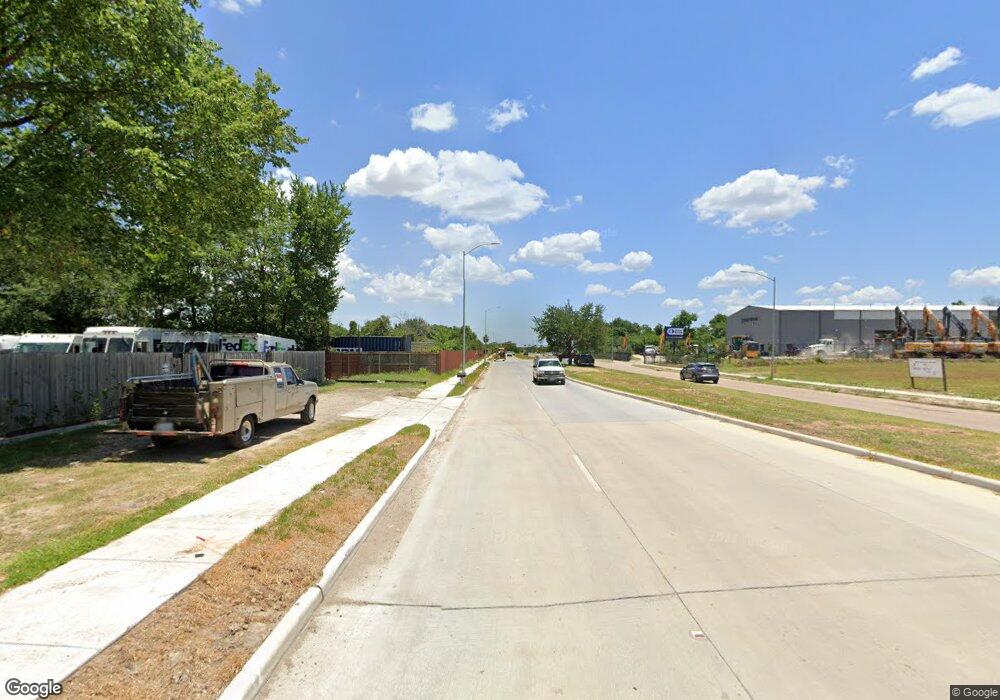 8339 Fuqua Gd, Houston, TX 77075 - photo 1