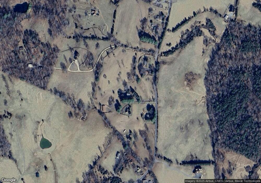 16 Coughlin Ln, Castleton, VA 22716 - photo 1