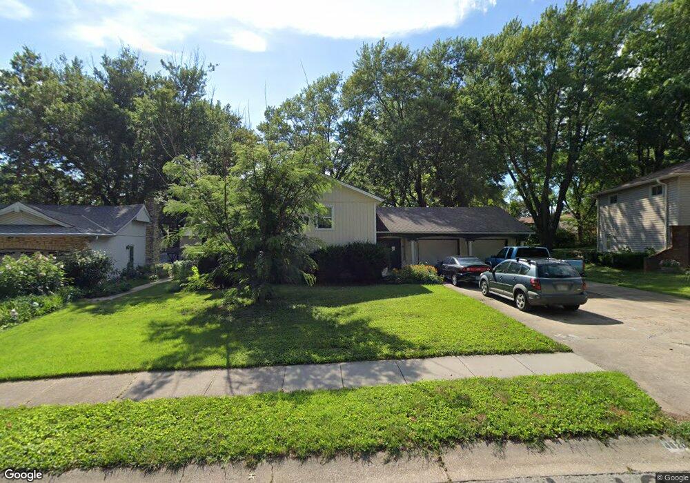 4920 Garnett St, Shawnee, KS 66203 - photo 1